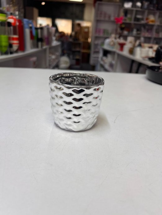 Silver Textured Honeycomb Decorative Pot