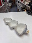 White Speckled Three-Compartment Bean Pod Dish